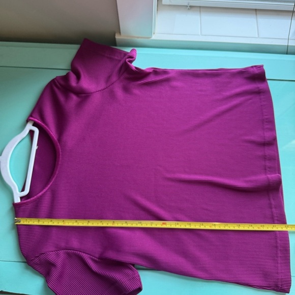 Source Unknown Pink Short Sleeve Stretch Tee Women’s XL L Streetwear Essentials - Picture 3 of 10